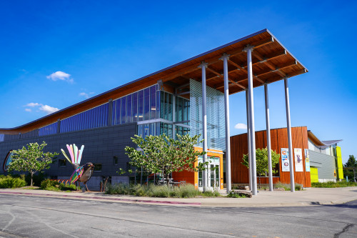 The outside entrance of the Scott Family Amazeum building.