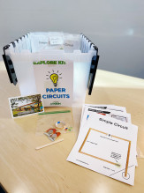 paper circuits kit