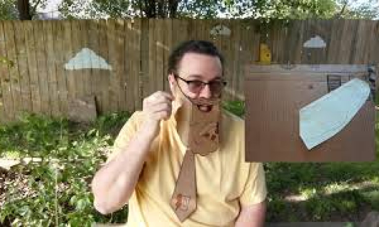 AUcardboard wearables
